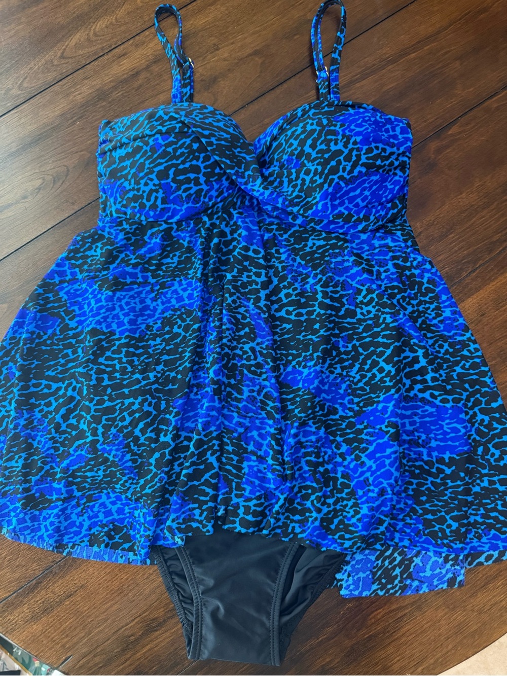 Shore Shapes Swimwear One Piece
Dress Blue Black Animal Print
Adjustable Straps